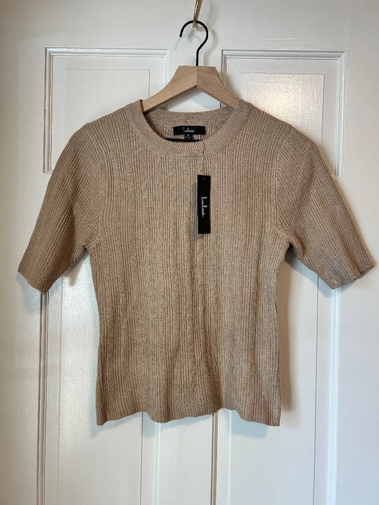 Lulus Sweaters - NWT Lulus Tan Ribbed Short Sleeve Sweater Top Medium